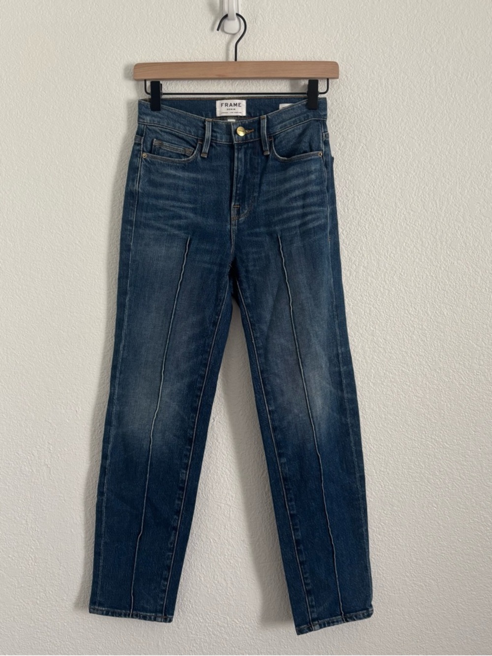 FRAME Denim Women's Size 26 Blue Pintucked Le Nouveau Straight Jeans